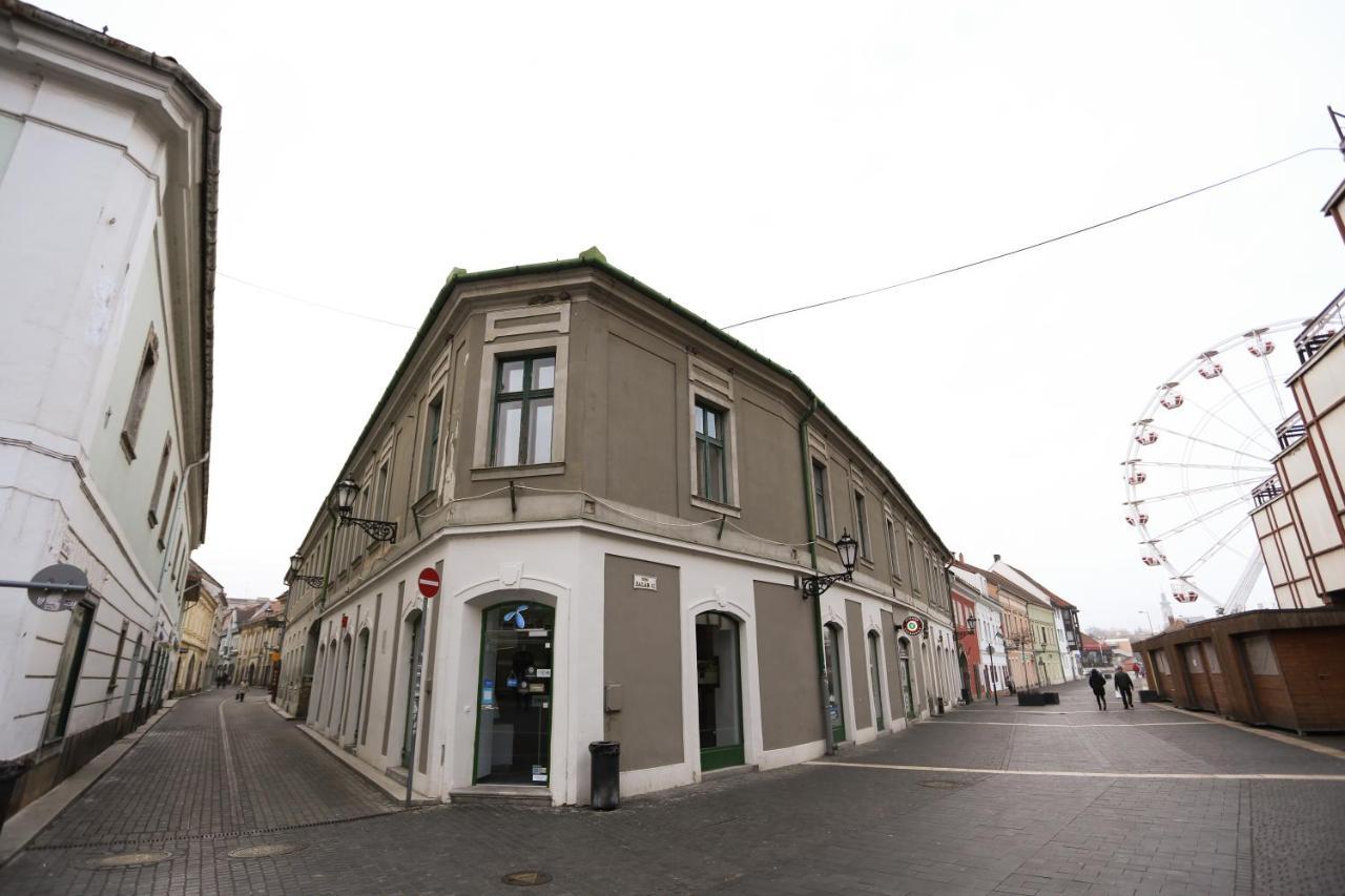 Anna Apartman